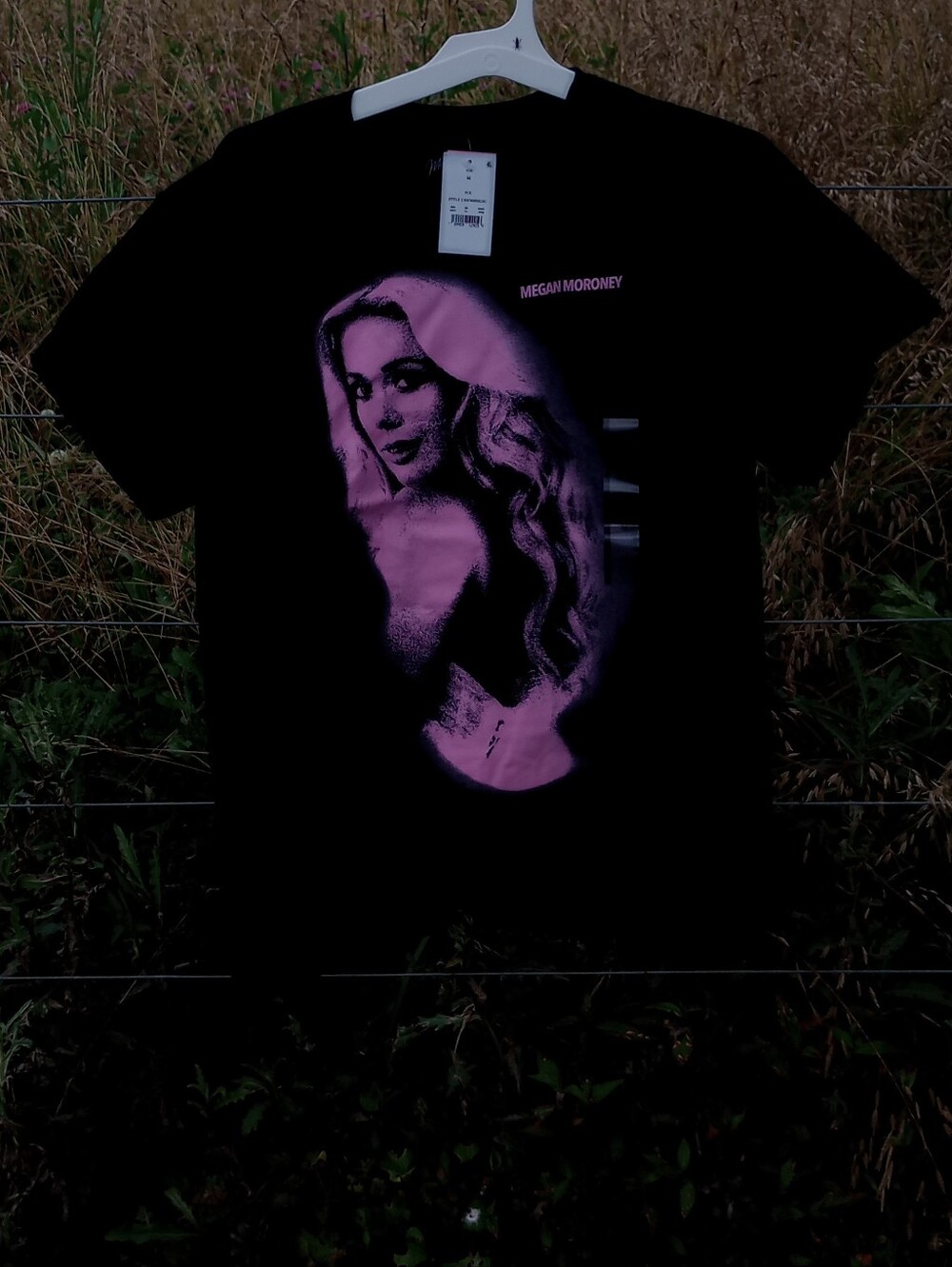 Megan Moroney Cloud 9 Black Tee with Pink Portrait Graphic NWT Medium